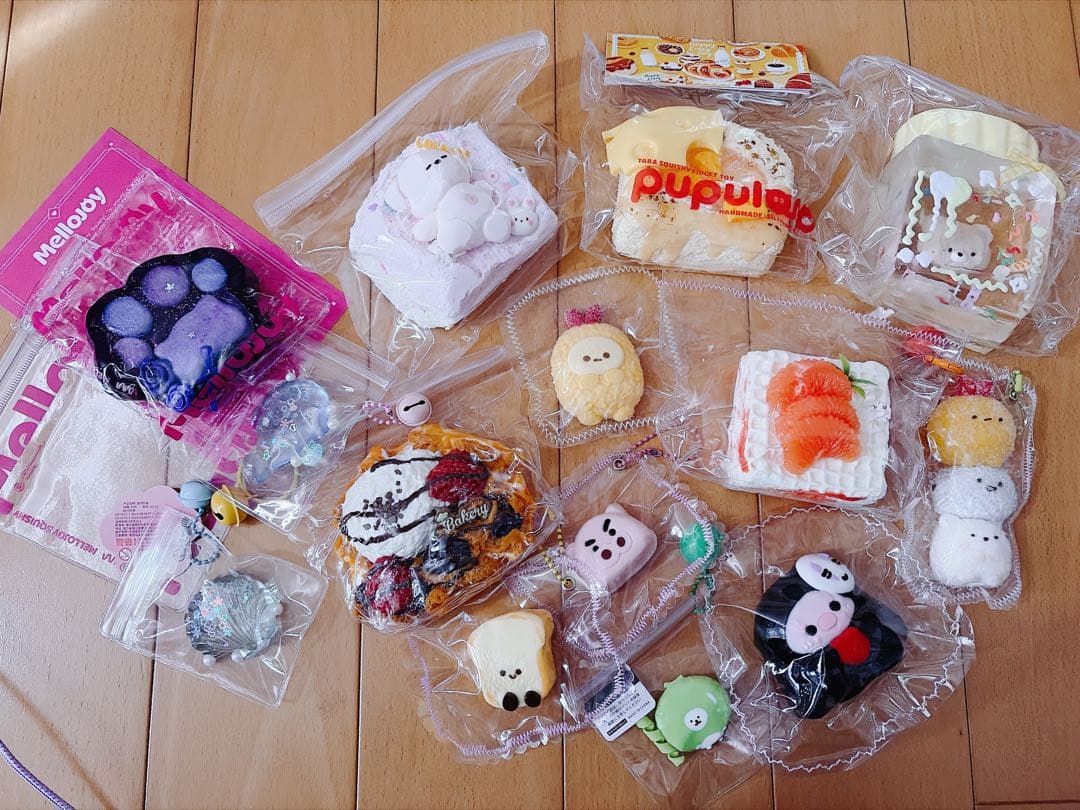 メロジョイ 猫爪＆スクイーズ色々セット❣️