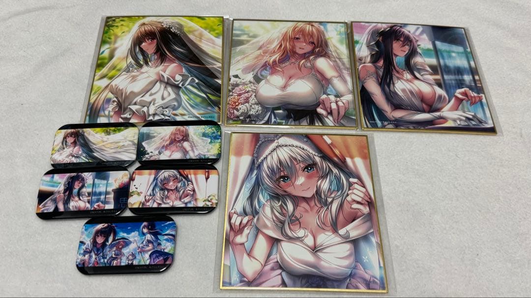 アマカノ2 コラボカフェ限定色紙ウェディングドレス　絶版　軸中心派缶バッジ付き