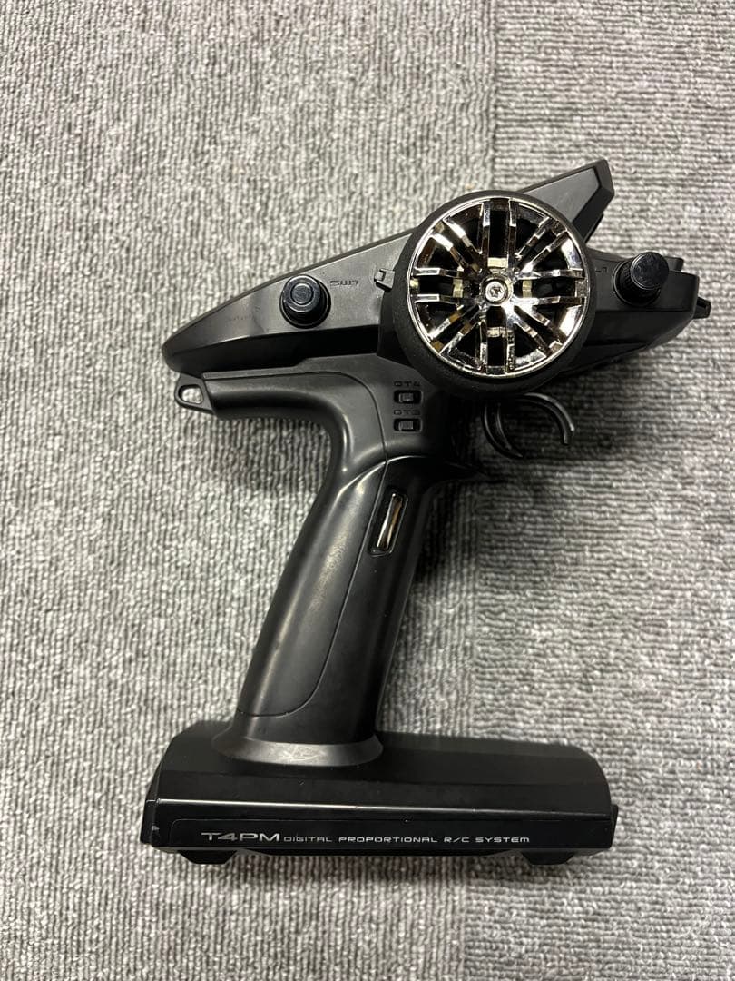 フタバ　4PM送信機　未使用受信器1個