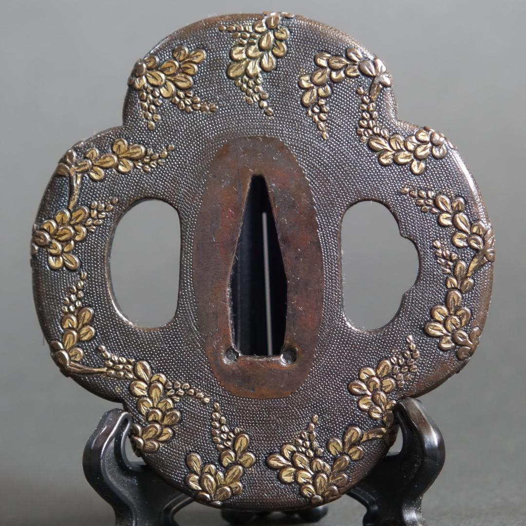 鍔 鐔 武具 骨董 刀装具 江戸時代【美濃 銅魚々子地 萩図鍔】(鍔箱付き)