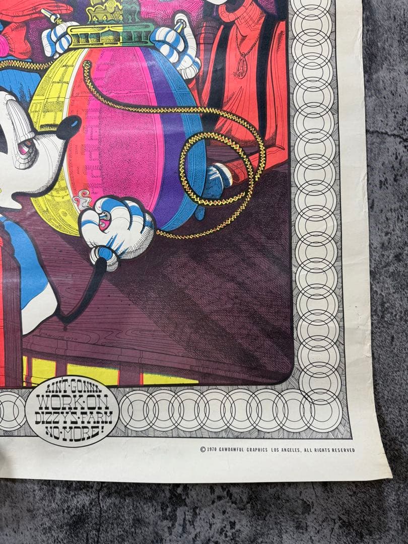 ディズニーブラックライトポスター オマケにmemorial orgyミニポスター