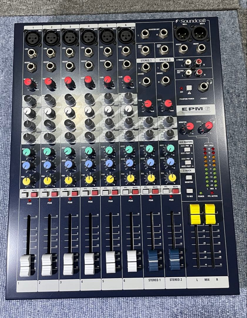 Soundcraft EPM6 アナログミキサー　10ch